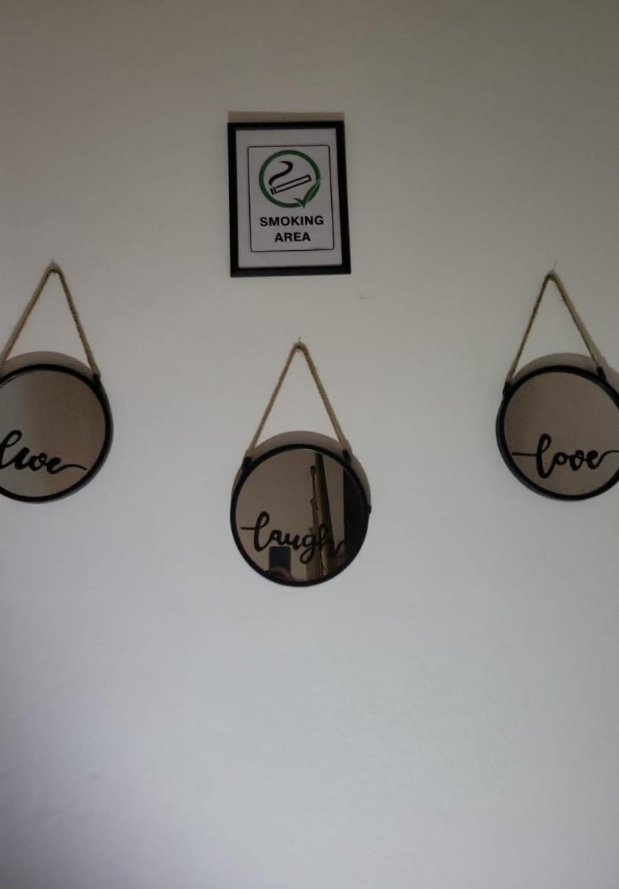 Sonche Hostel تيرانا المظهر الخارجي الصورة